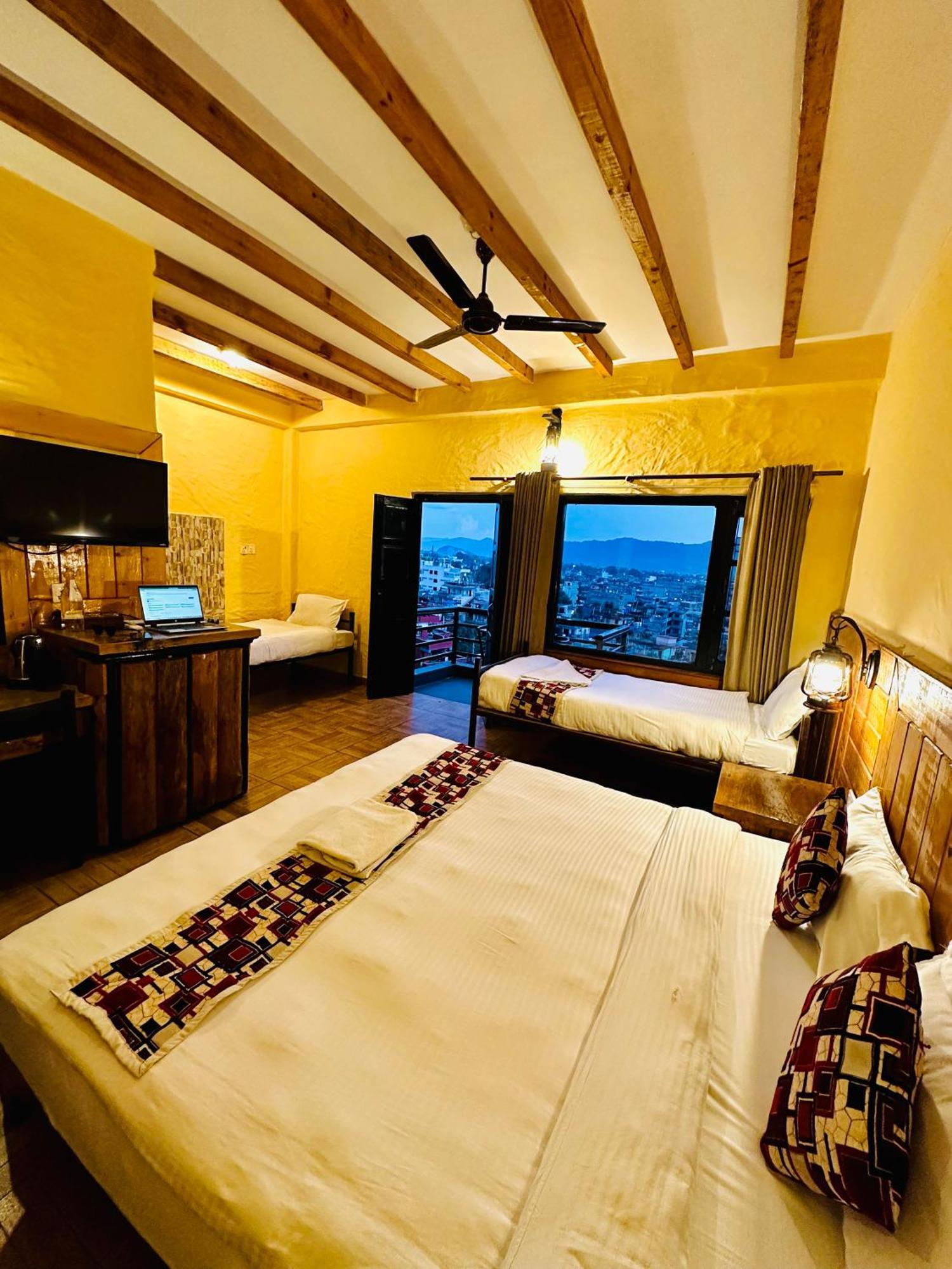 Hotel Tourist Residency Pokhara Exterior foto